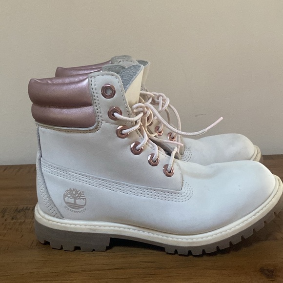 Timberland Waterville 6” Waterproof Boot Women’s Natural Nubuck Size 6.5 - Picture 4 of 11